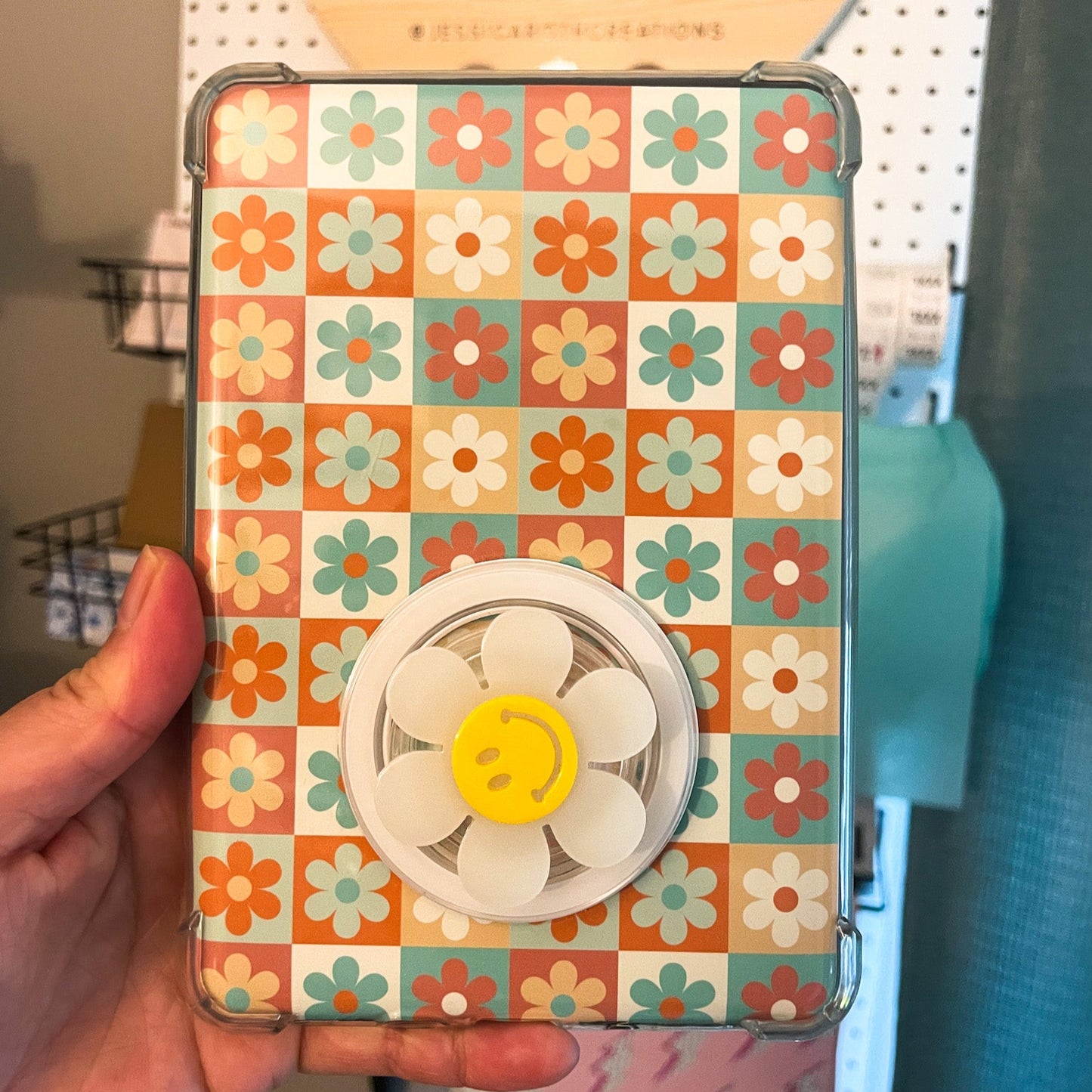 Checkered Daisies Kindle Insert