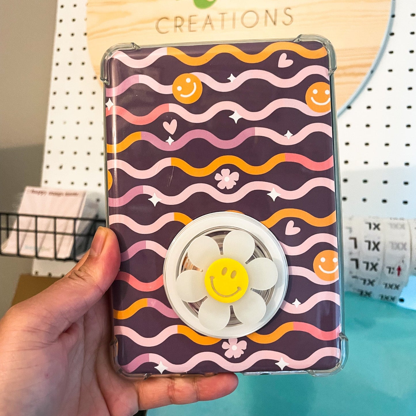 Groovy Waves Kindle Insert